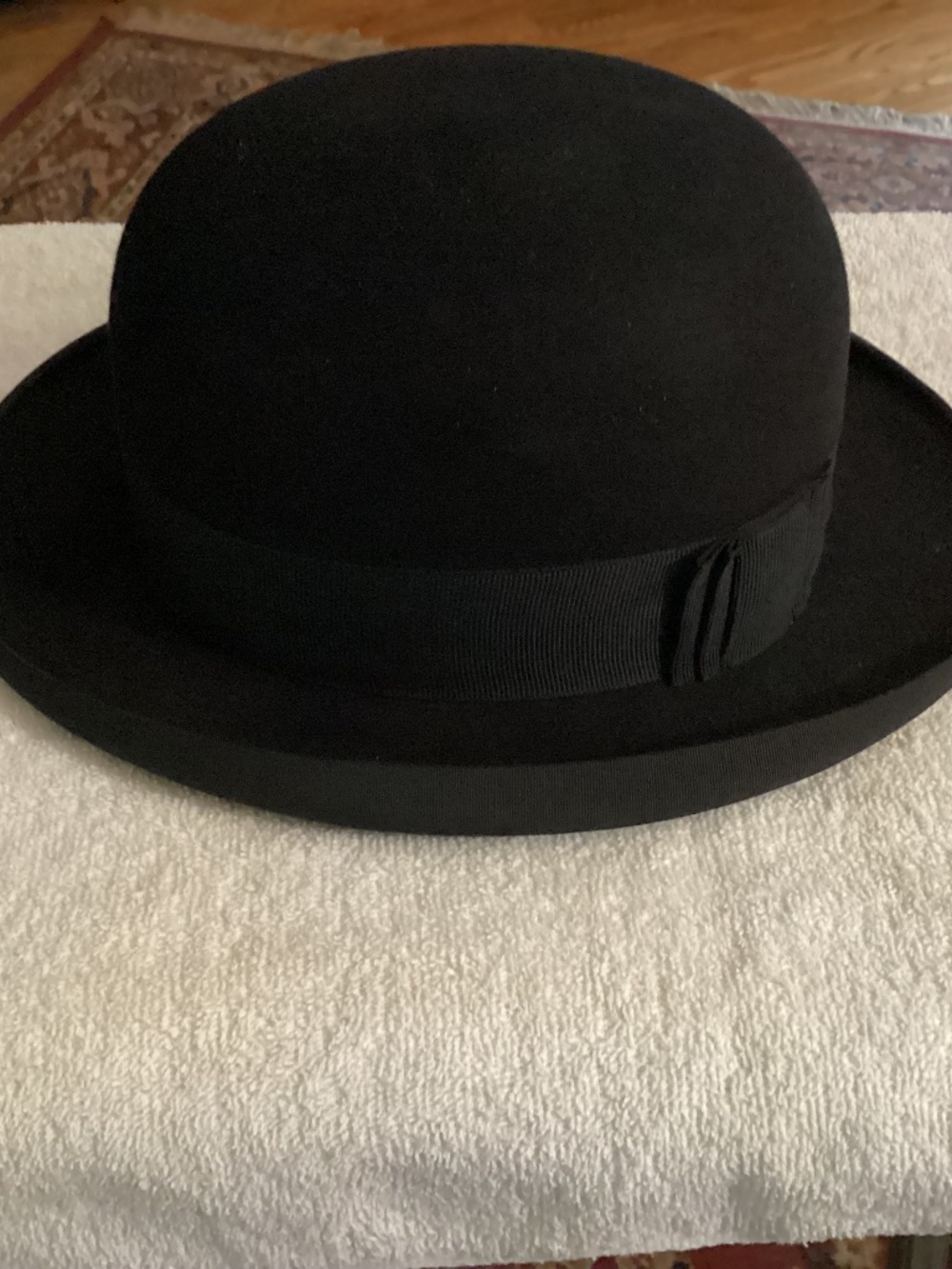 Vintage “The Pointer” Black Derby Hat, 40’s-50’s, near perfect condition, size 7